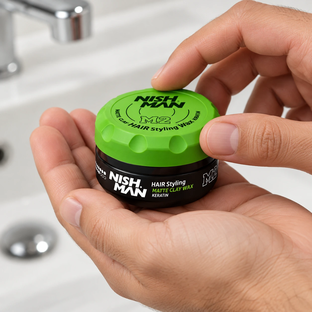 Матова глина для стилізації волосся Hair Matte Clay M2 – сильна фіксація та матовий ефект | тревел-формат кератин аромат яблука — фото 2