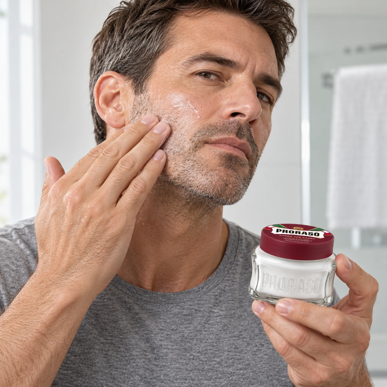 Крем перед голінням Red (New Version) Pre-shaving cream з олією ши для жорсткої щетини — фото 3